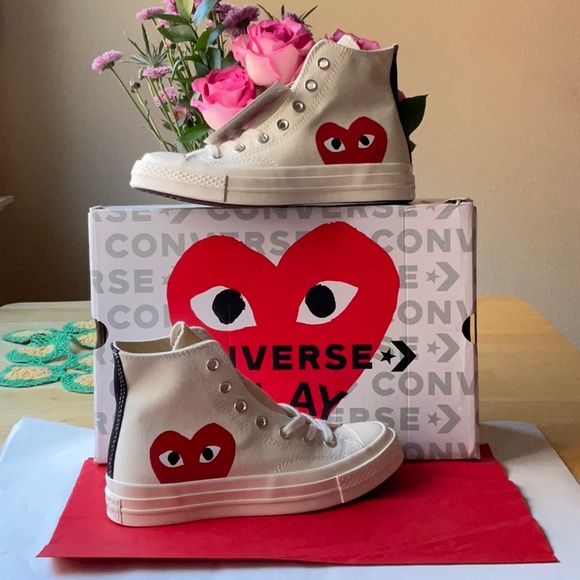 ❤️  DES GARÇONS PLAY X CONVERSE CHUCK TAYLOR HIDDEN HEART HIGH TOP SNEAKERS NWT - Picture 2 of 16